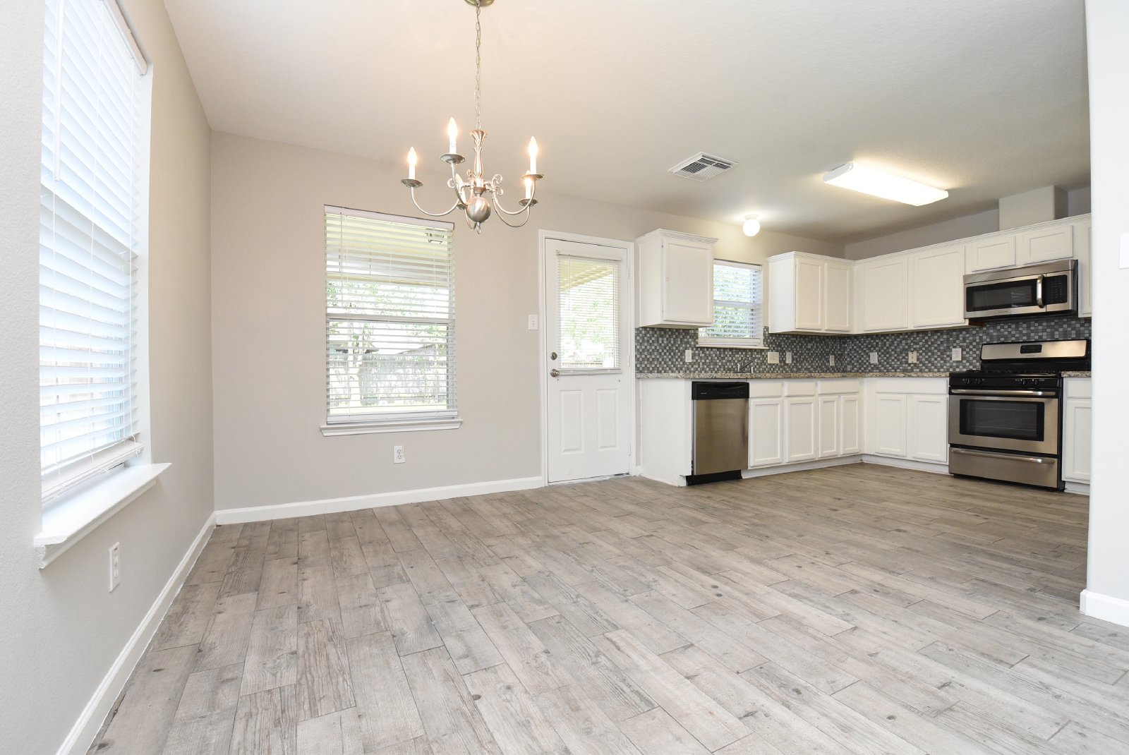 3 Bed, 2.5 Baths home ready for lease in Spring, TX property image