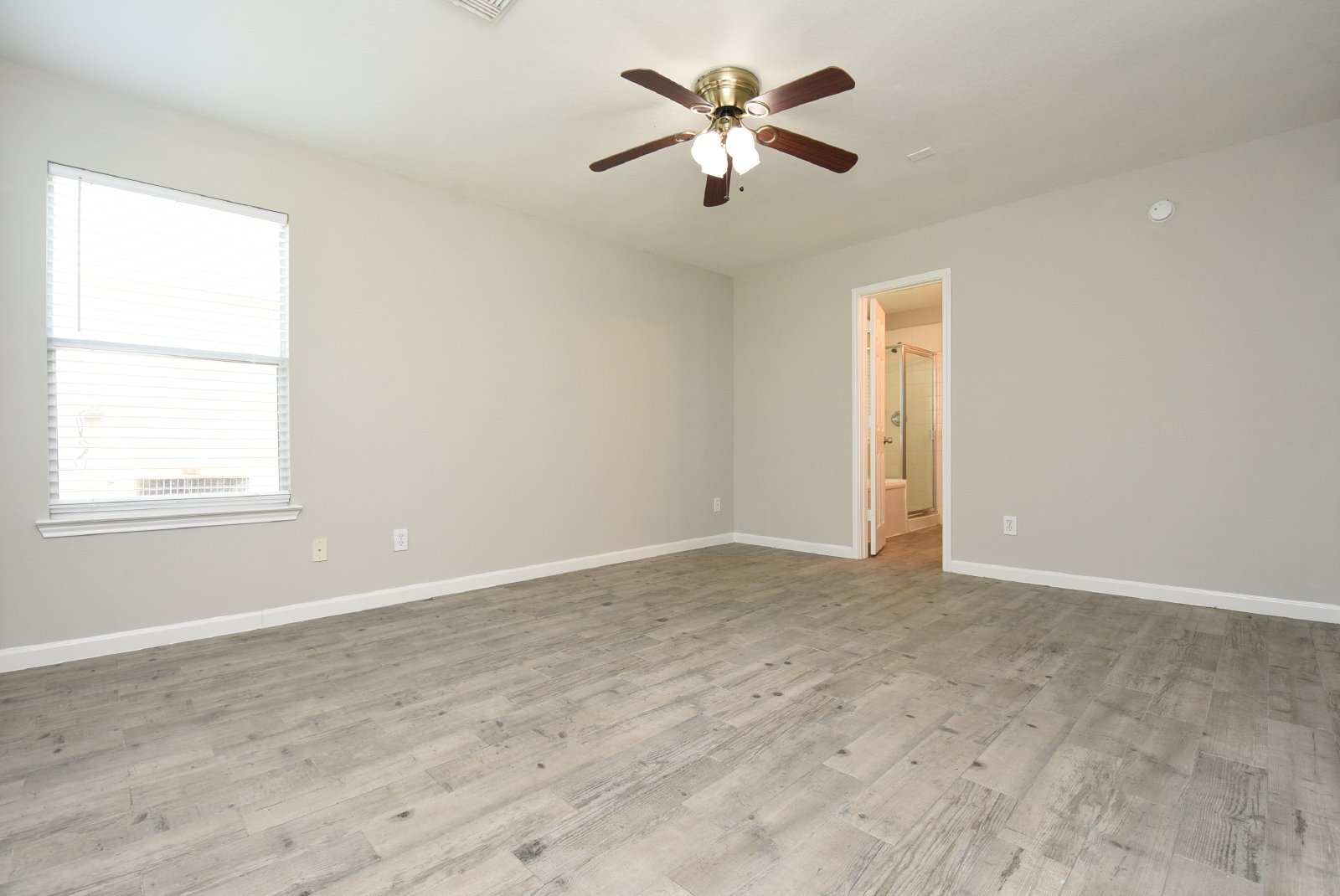 3 Bed, 2.5 Baths home ready for lease in Spring, TX property image