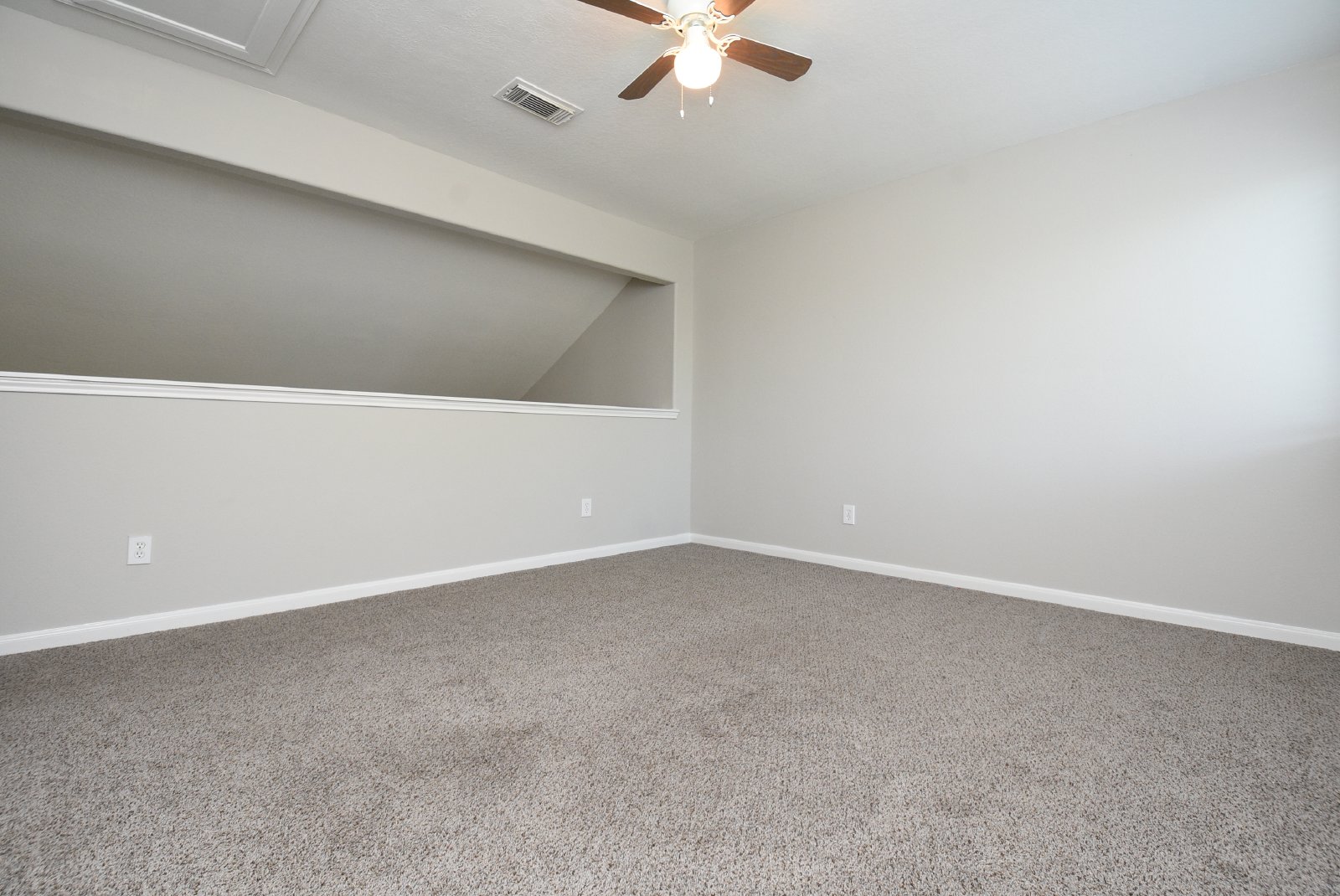 3 Bed, 2.5 Baths home ready for lease in Spring, TX property image