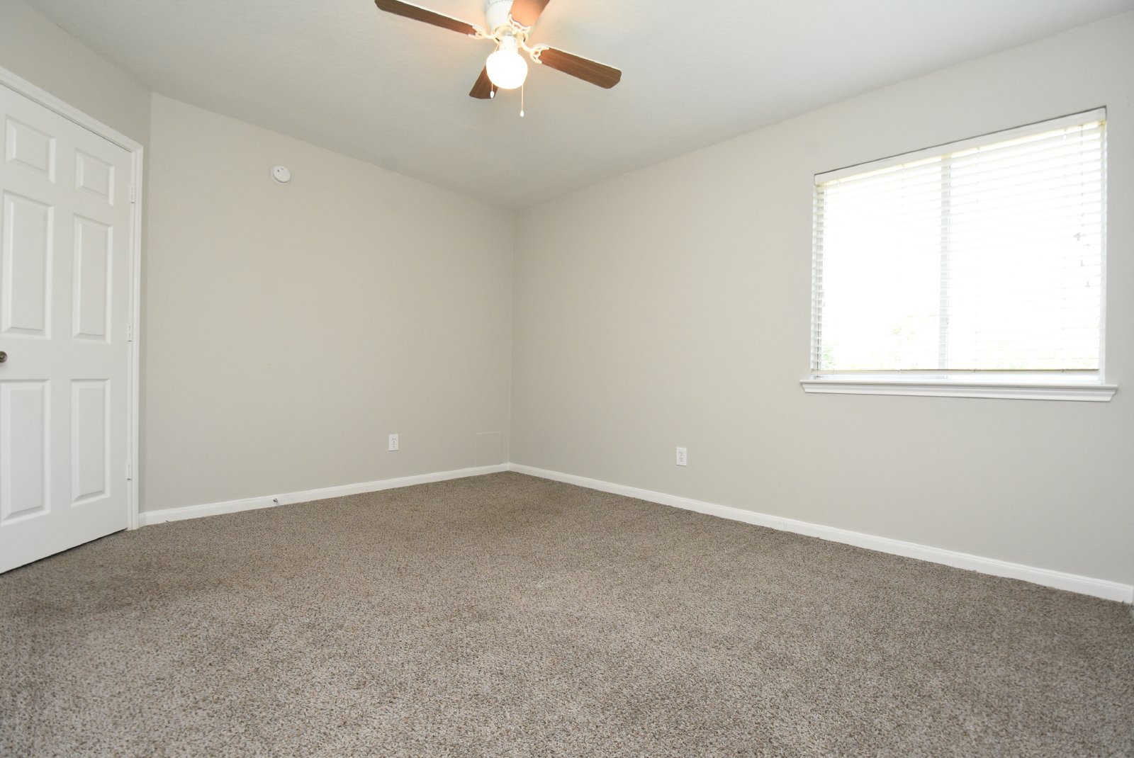 3 Bed, 2.5 Baths home ready for lease in Spring, TX property image