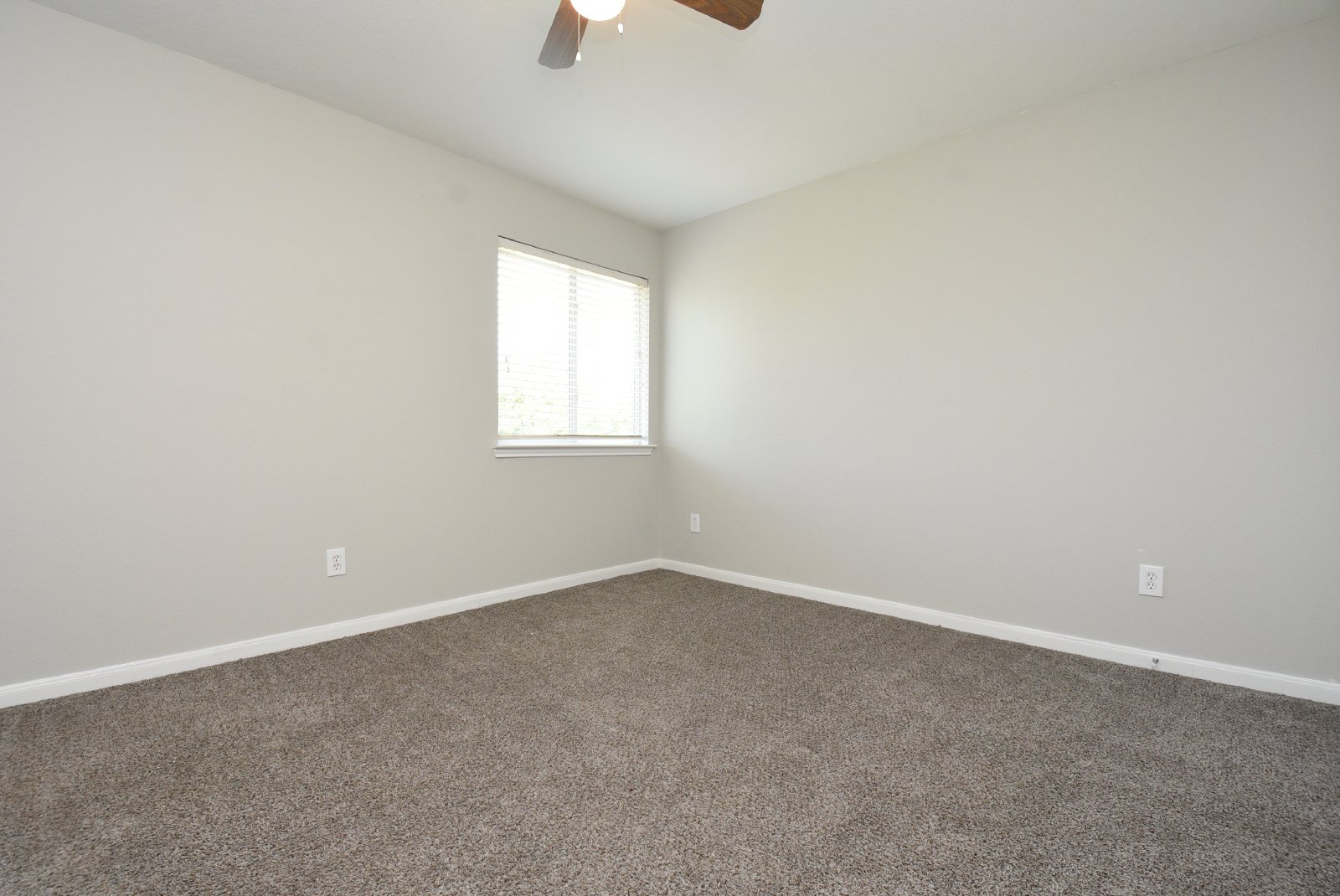 3 Bed, 2.5 Baths home ready for lease in Spring, TX property image