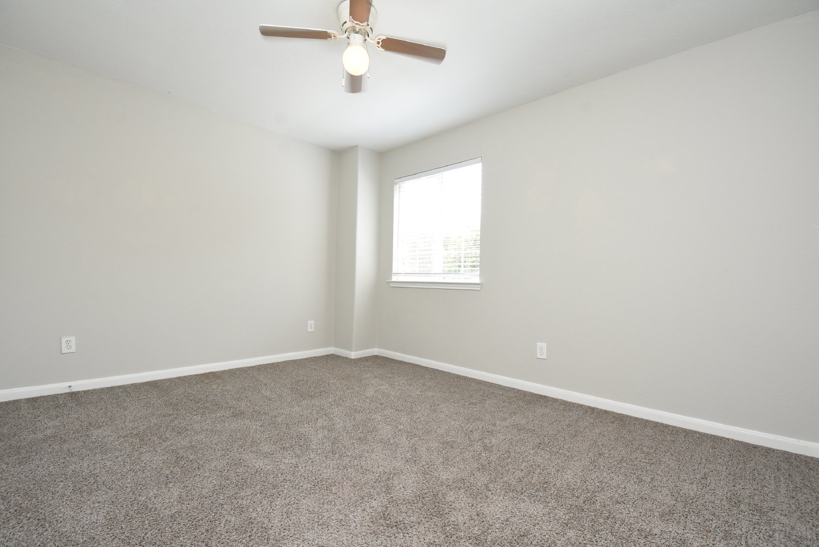 3 Bed, 2.5 Baths home ready for lease in Spring, TX property image