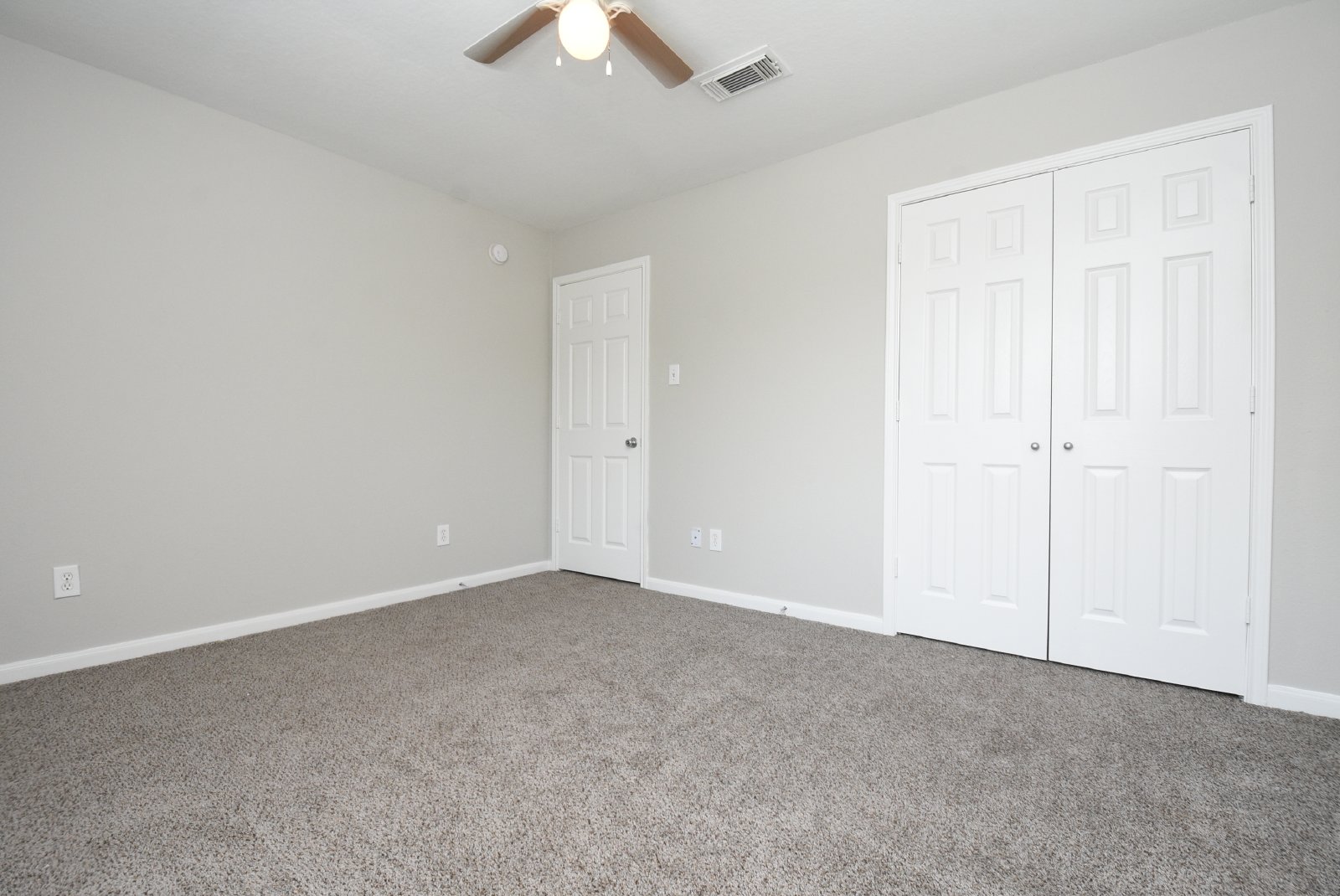 3 Bed, 2.5 Baths home ready for lease in Spring, TX property image