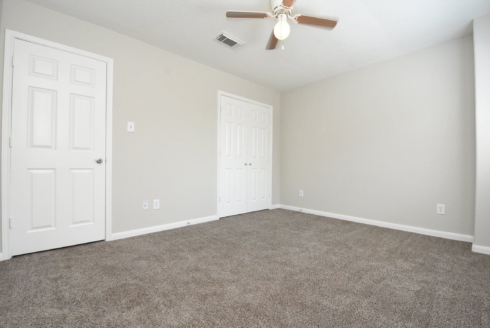 3 Bed, 2.5 Baths home ready for lease in Spring, TX property image