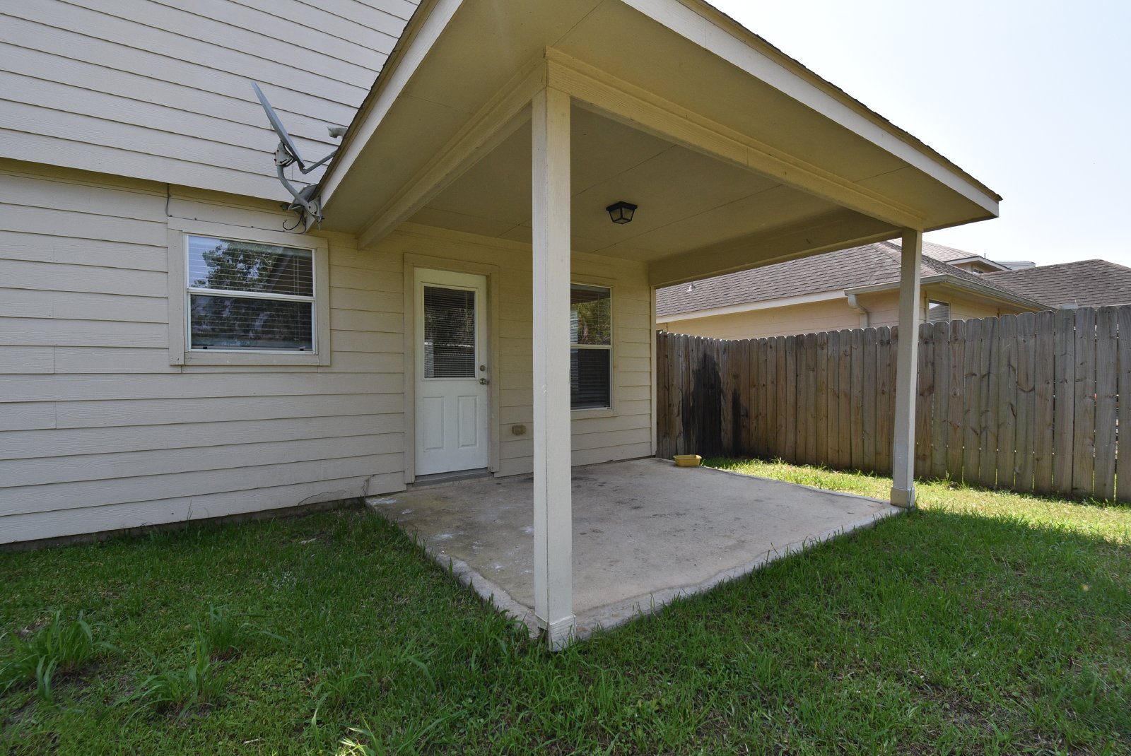 3 Bed, 2.5 Baths home ready for lease in Spring, TX property image