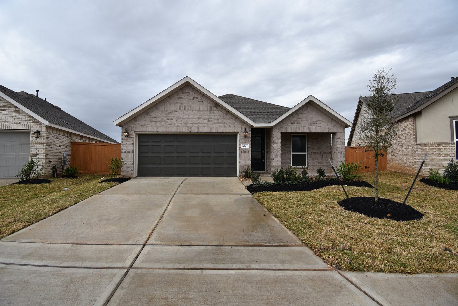 Elegant 4-Bed Home in Sunterra Ã????Ã???Ã??Ã?ÃÂ¢?? Resort-Style Living Awaits! property image