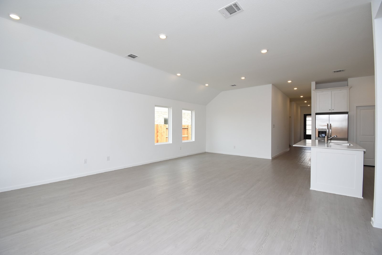 Elegant 4-Bed Home in Sunterra Ã????Ã???Ã??Ã?ÃÂ¢?? Resort-Style Living Awaits! property image