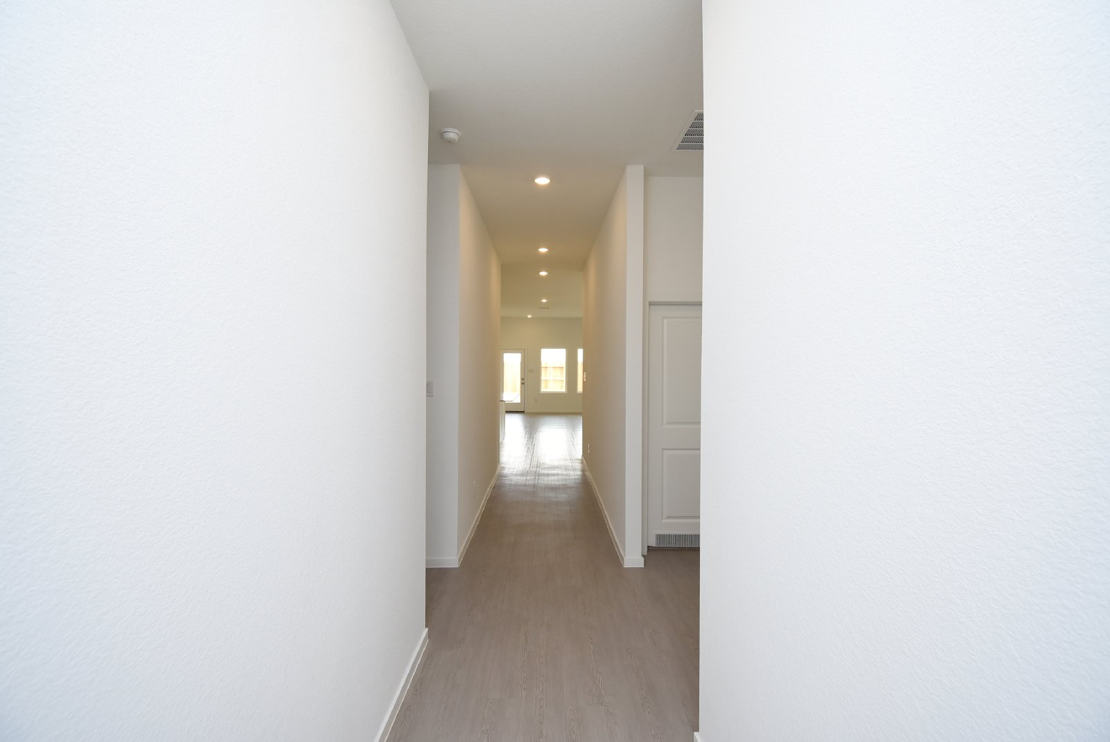 Elegant 4-Bed Home in Sunterra Ã????Ã???Ã??Ã?ÃÂ¢?? Resort-Style Living Awaits! property image