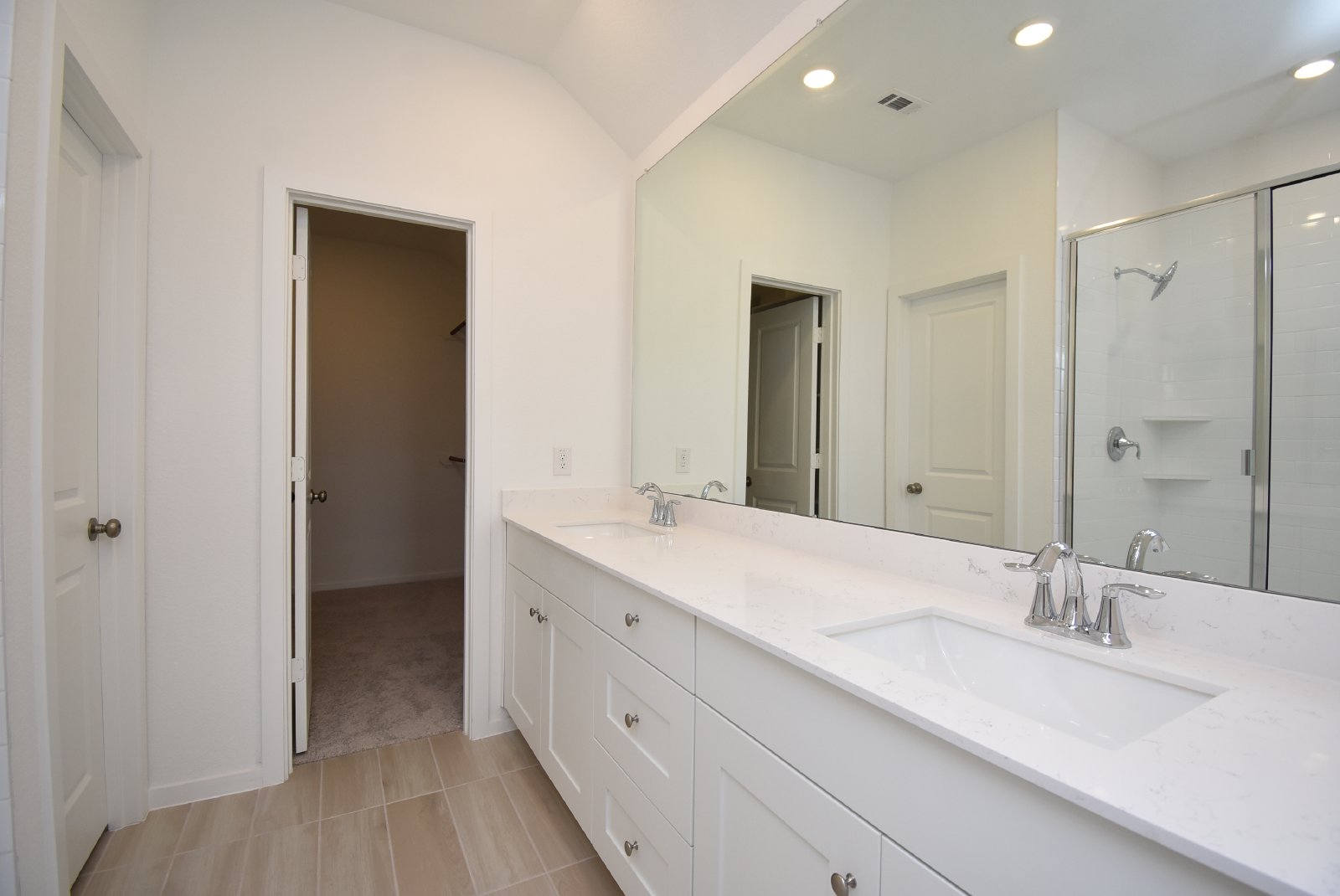 Elegant 4-Bed Home in Sunterra Ã????Ã???Ã??Ã?ÃÂ¢?? Resort-Style Living Awaits! property image