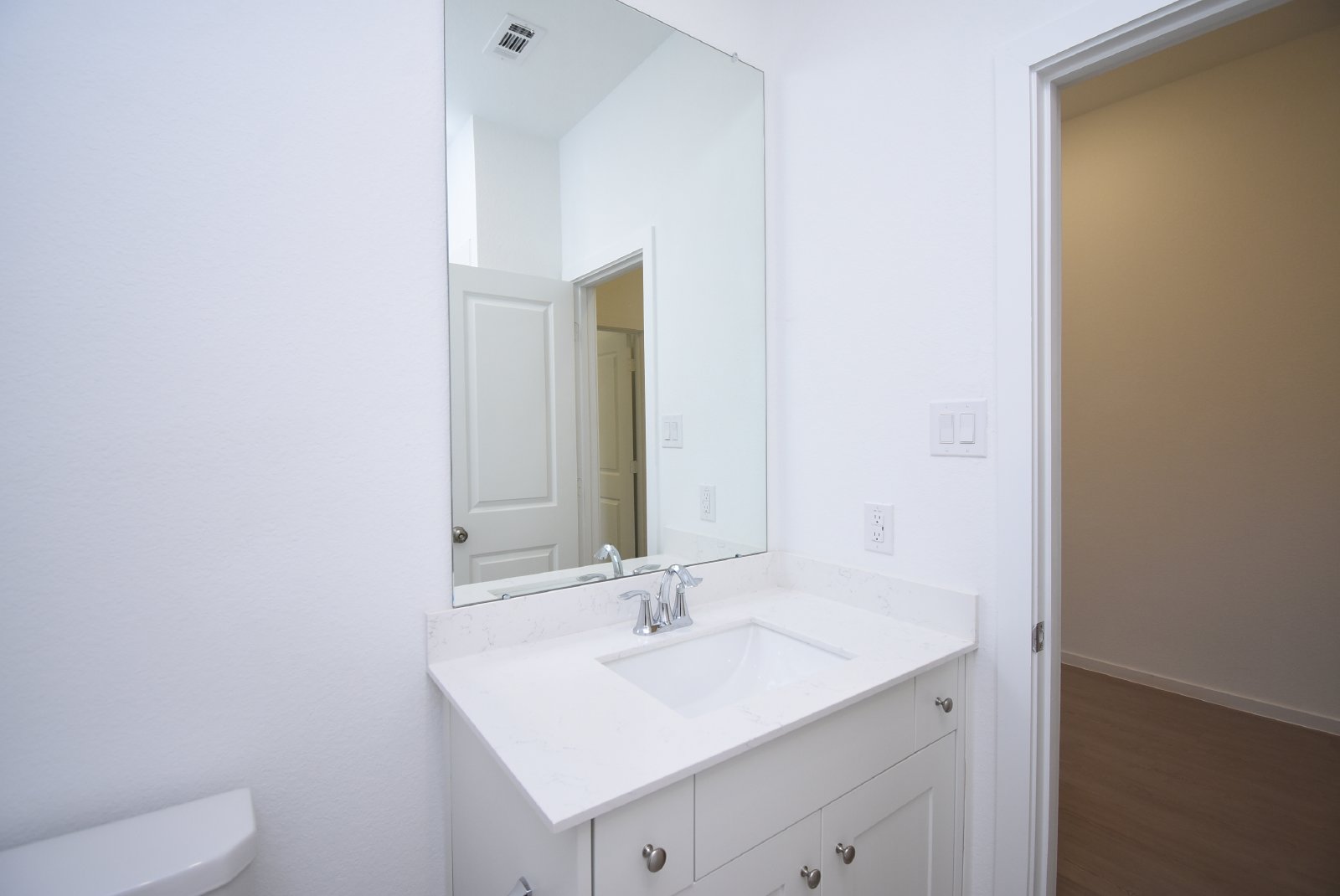 Elegant 4-Bed Home in Sunterra Ã????Ã???Ã??Ã?ÃÂ¢?? Resort-Style Living Awaits! property image