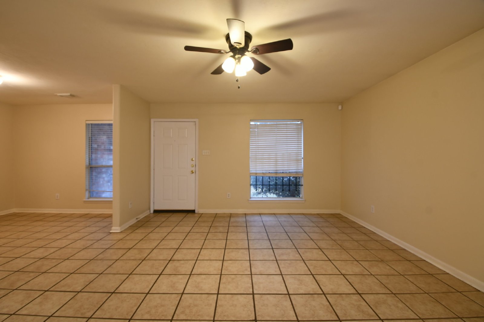 8611 Texas Texas Acorn property image