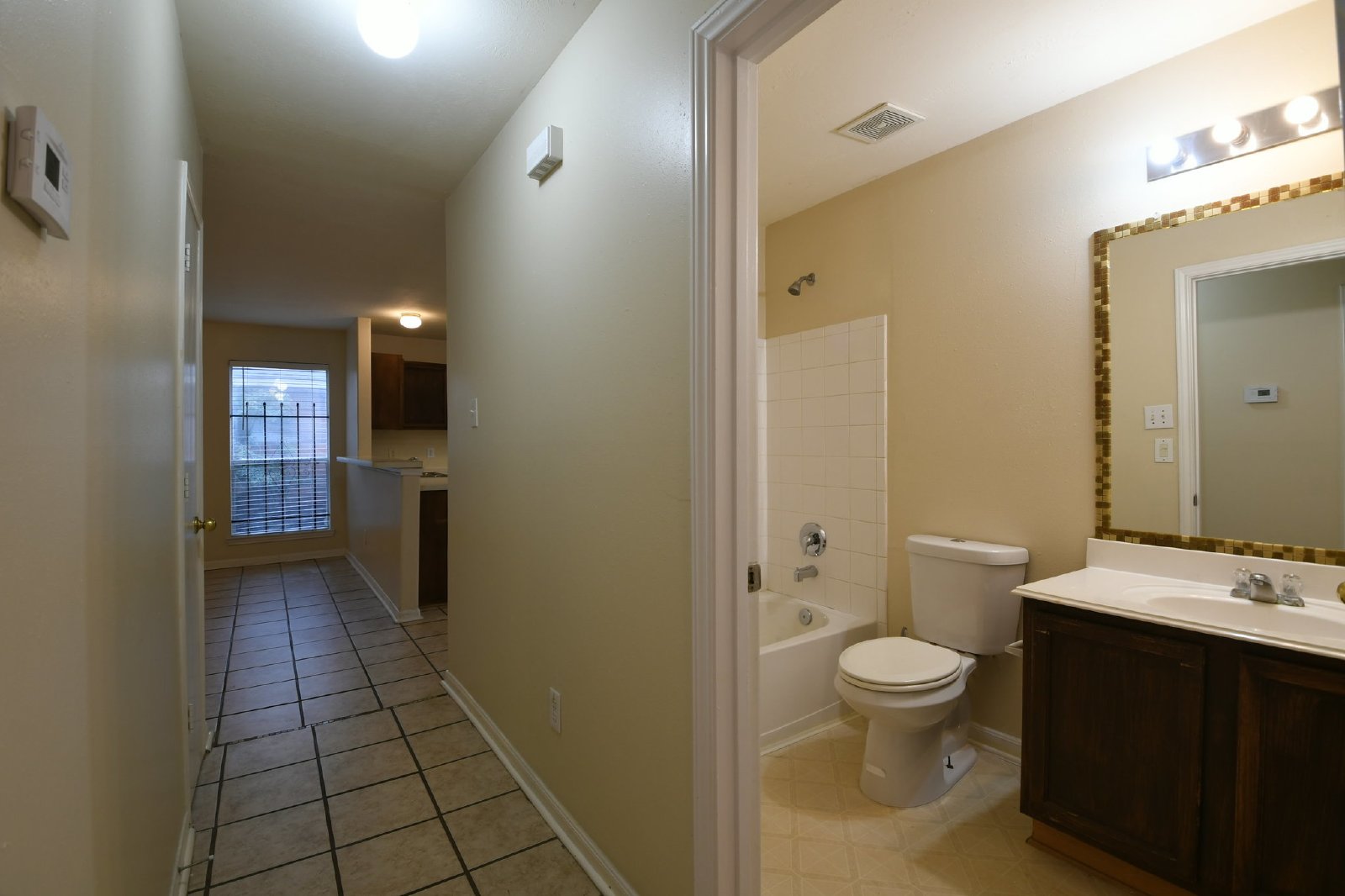 8611 Texas Texas Acorn property image