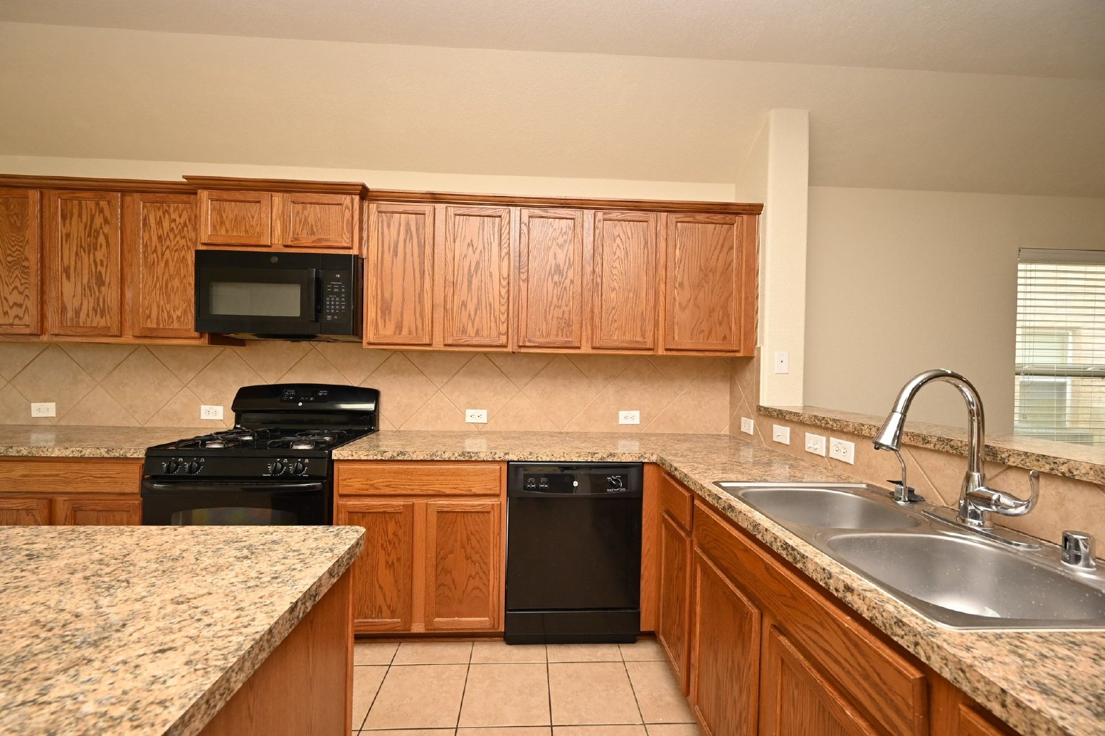 3Bed, 2Bath home in Cypress Creek area property image