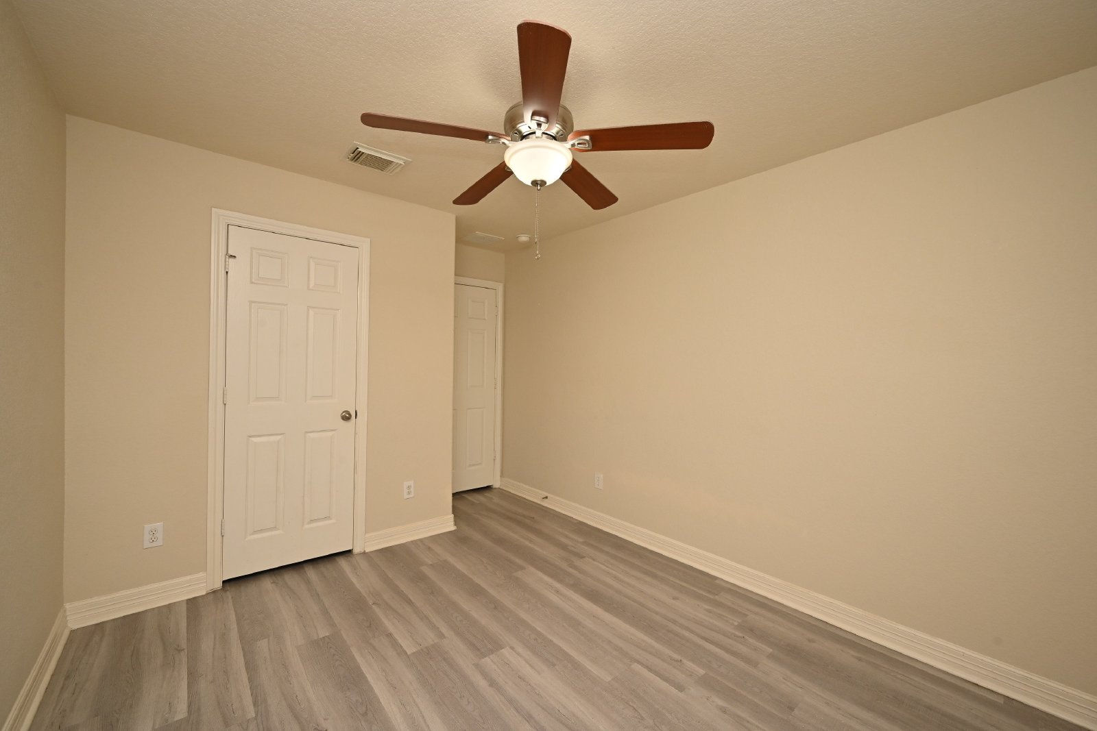 3Bed, 2Bath home in Cypress Creek area property image