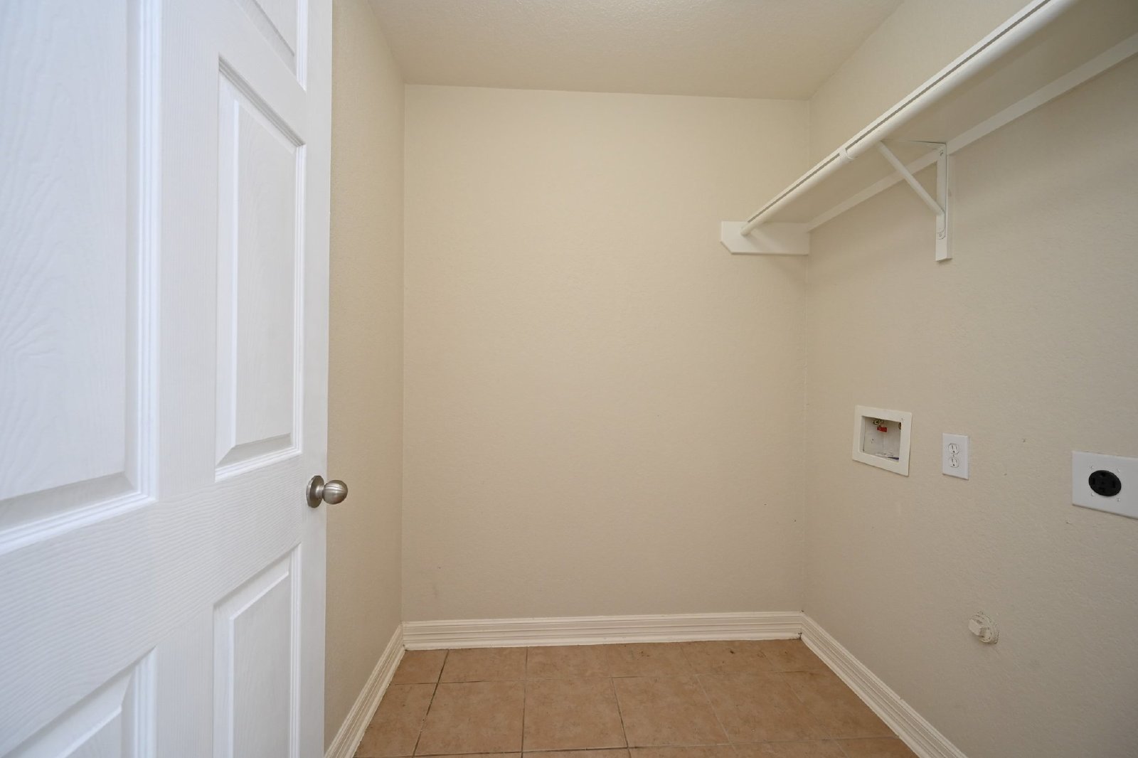 3Bed, 2Bath home in Cypress Creek area property image