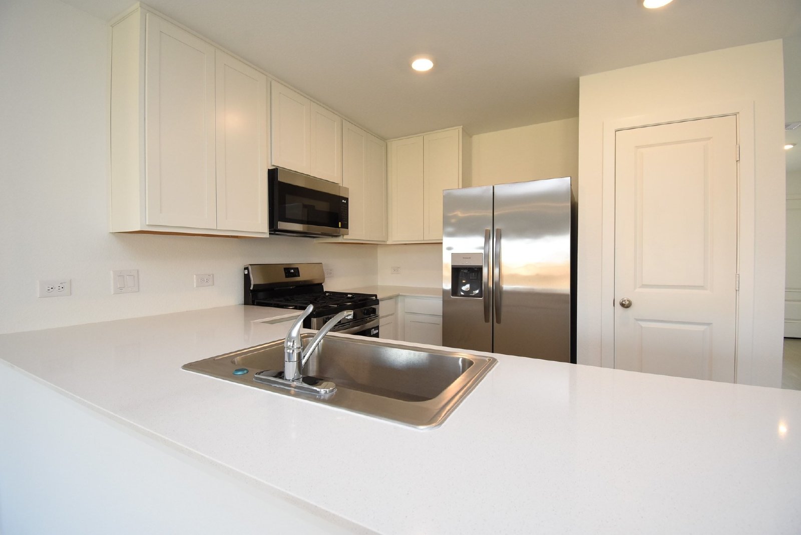 3083 Sunset Glory Day property image