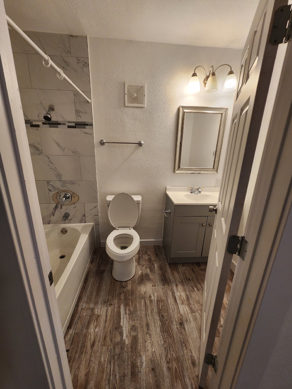 2677 Gessner Rd Apt 203 HOUSTON, TX 77080 property image