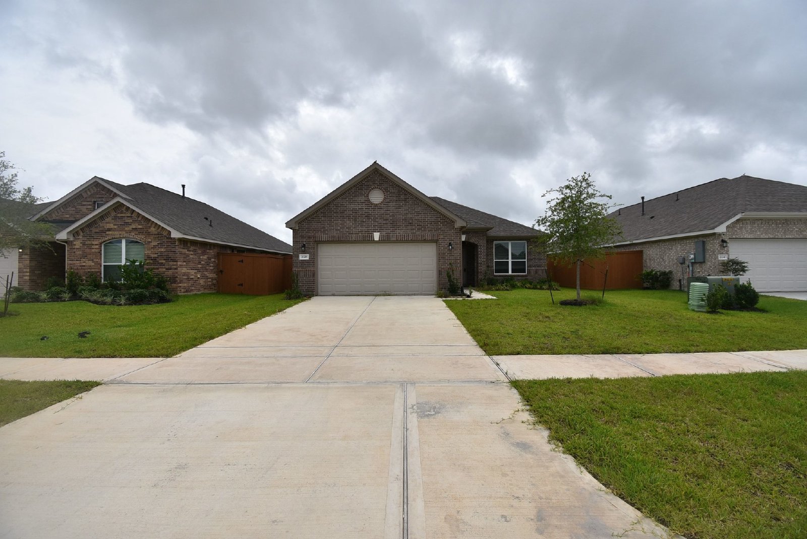 2128 Port Jackson Dr, La Marque, TX 77568 property image