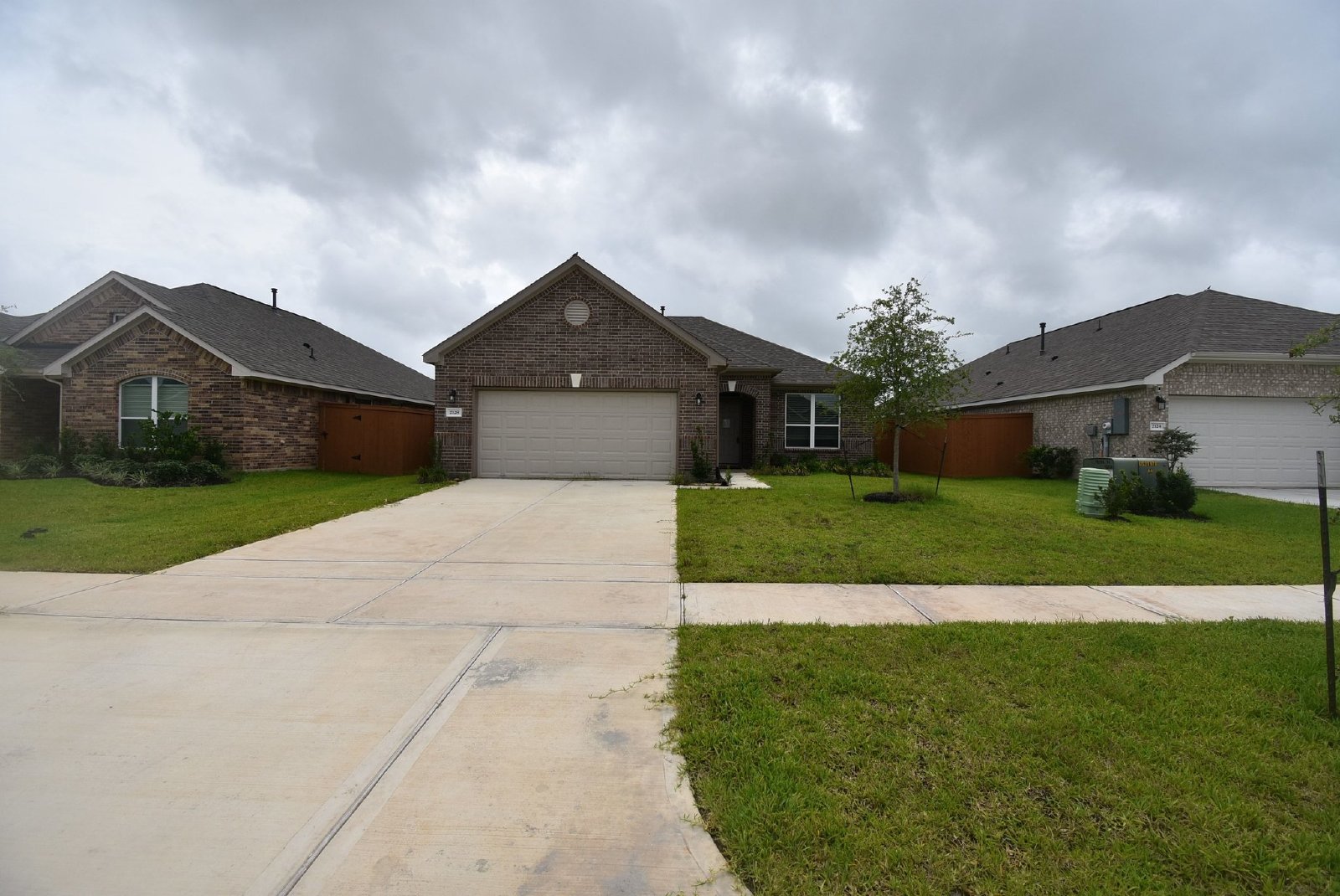 2128 Port Jackson Dr, La Marque, TX 77568 property image