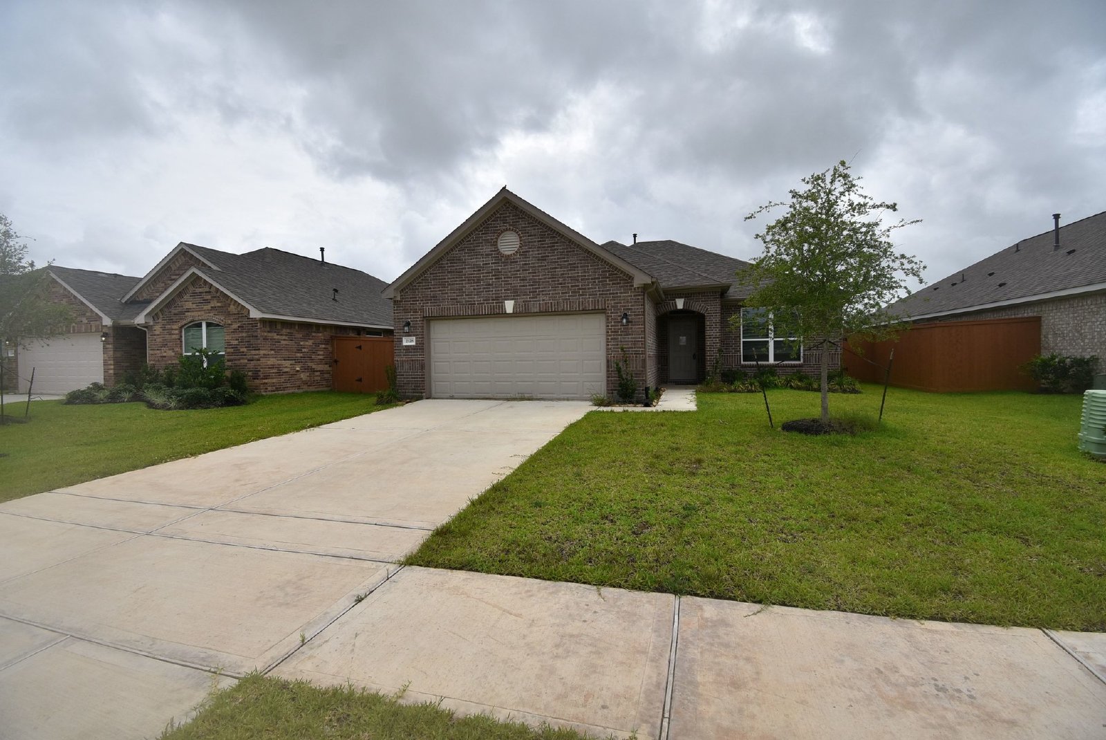 2128 Port Jackson Dr, La Marque, TX 77568 property image