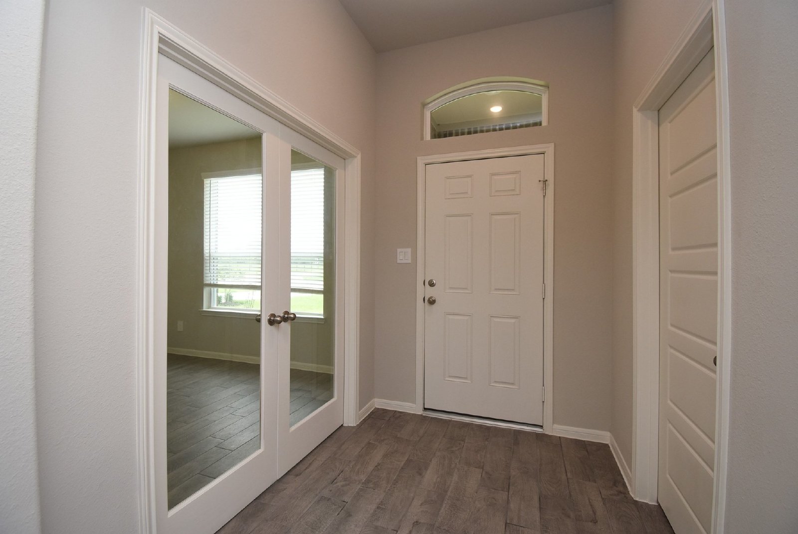 2128 Port Jackson Dr, La Marque, TX 77568 property image