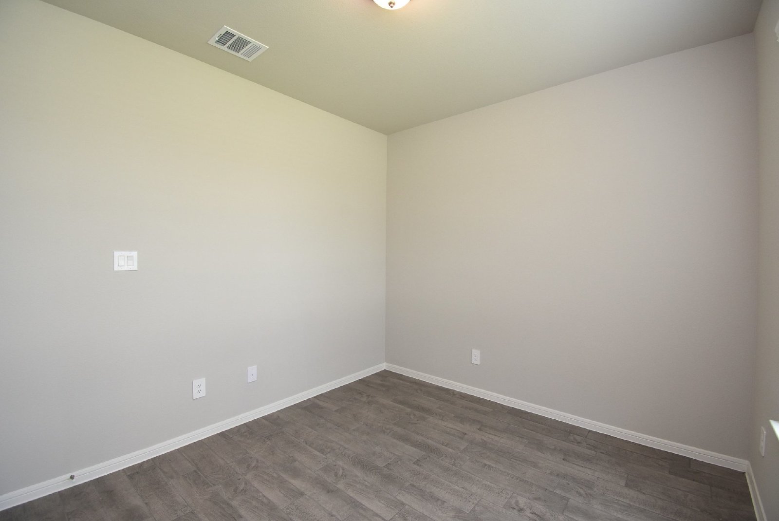 2128 Port Jackson Dr, La Marque, TX 77568 property image