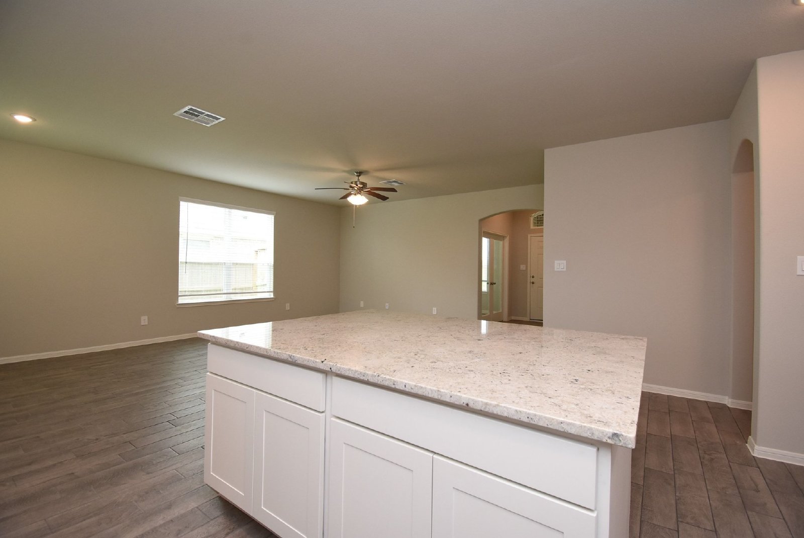 2128 Port Jackson Dr, La Marque, TX 77568 property image
