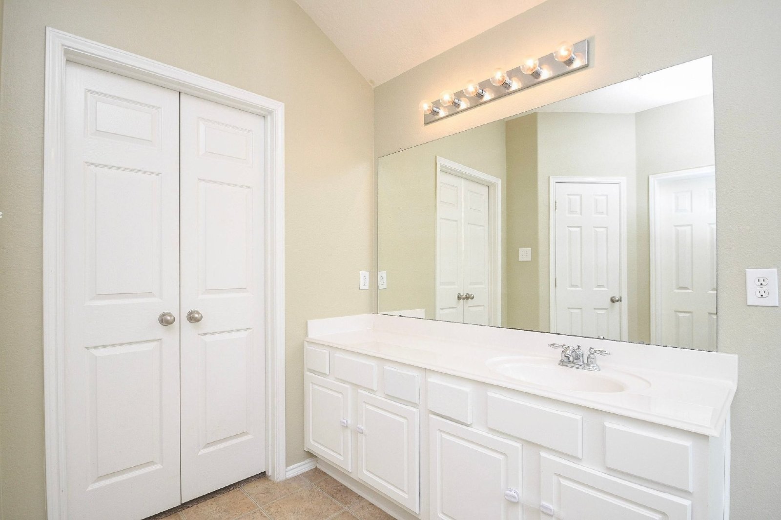 Enjoy the charm of this single-story home property image